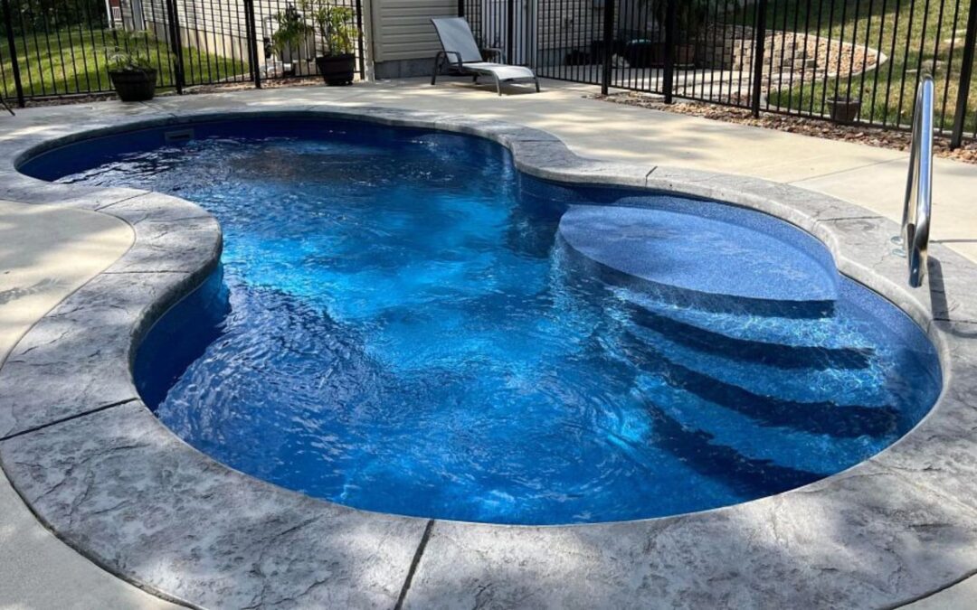 Fiberglass Pool Maintenance Made Easy: What Every New Jersey Homeowner Should Know